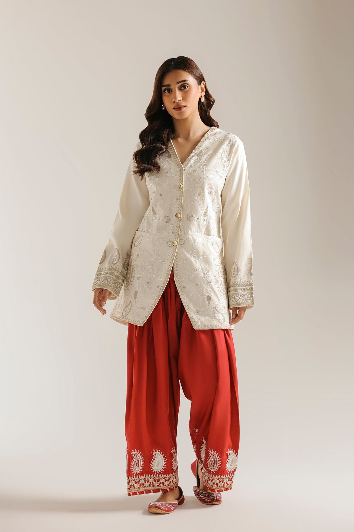EMBROIDERED SUIT (E4740/103/002)
