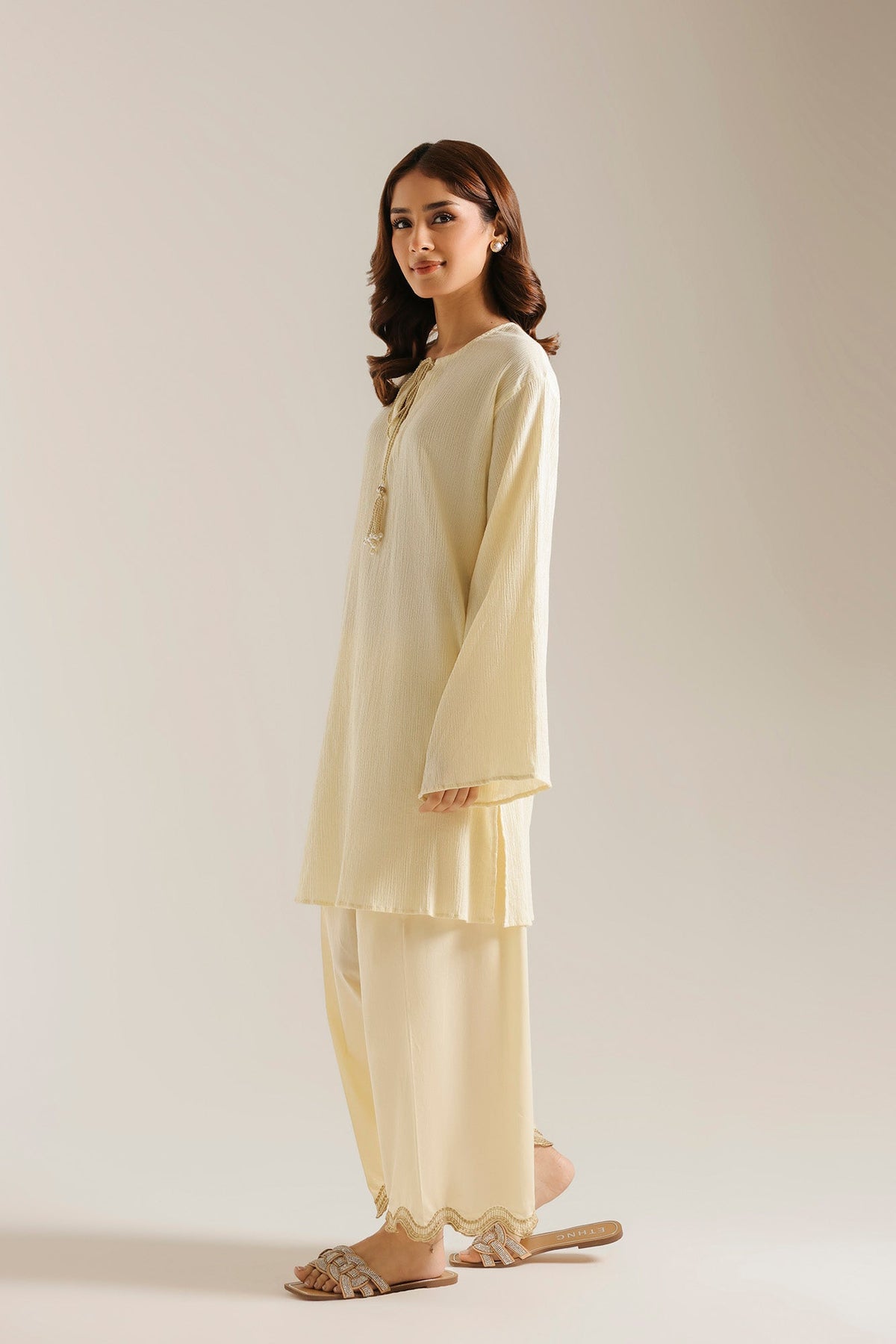 EMBROIDERED SUIT (E7599/102/115)